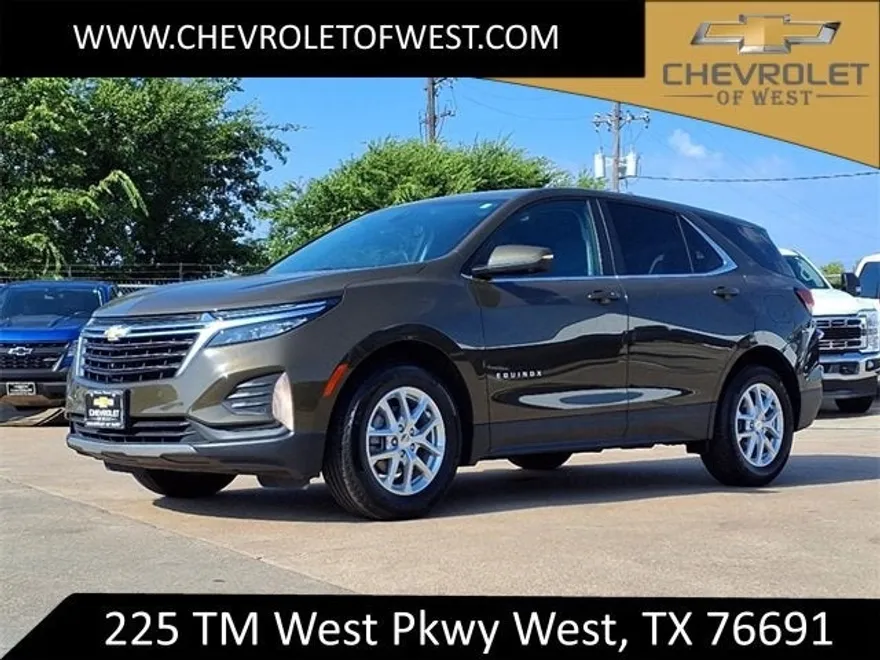 2023 Chevrolet Equinox LT photo 1