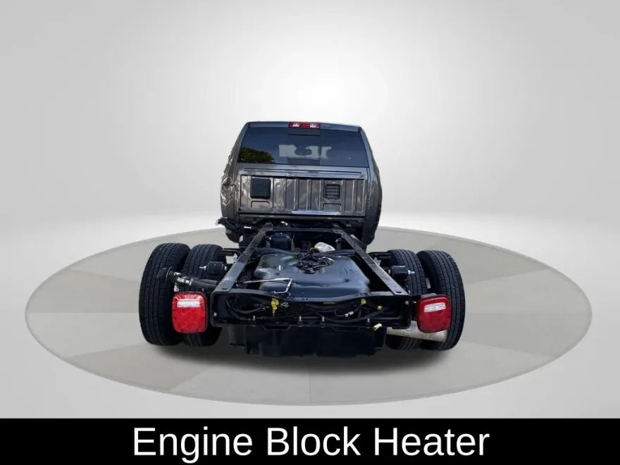 2023 Ram 3500 Tradesman photo 1
