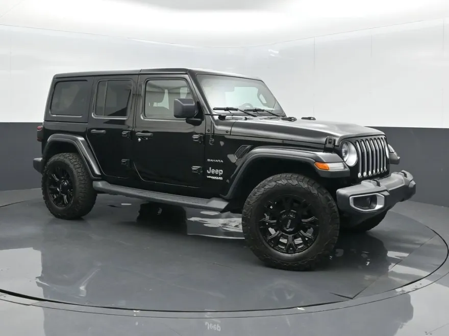 2018 Jeep Wrangler Unlimited Sahara photo 1