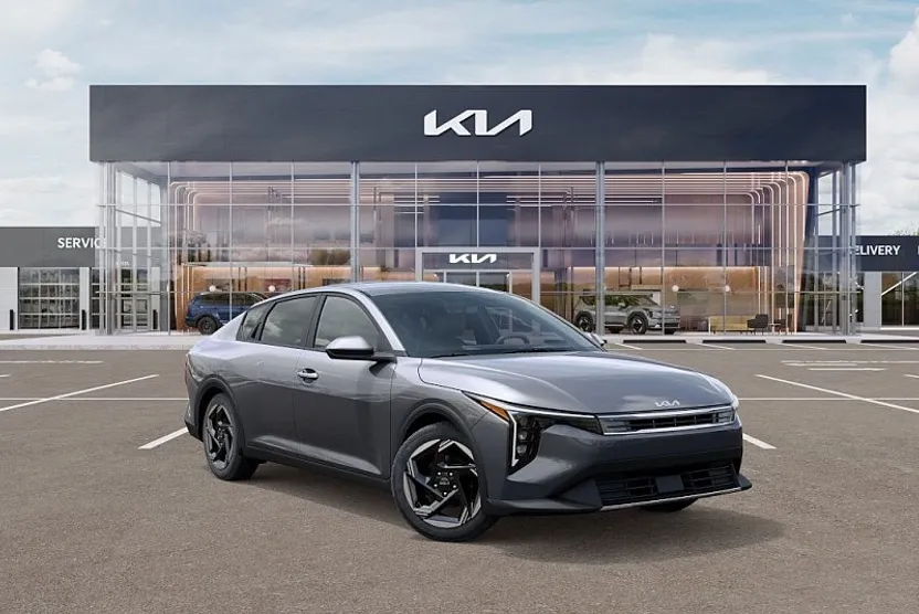 2025 Kia K4 EX photo 1