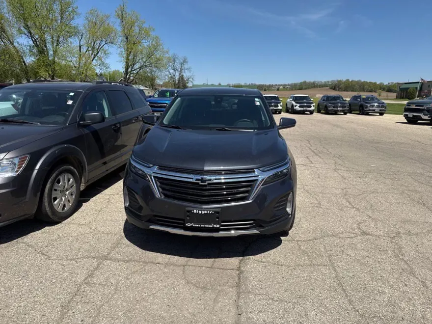 2023 Chevrolet Equinox photo 1