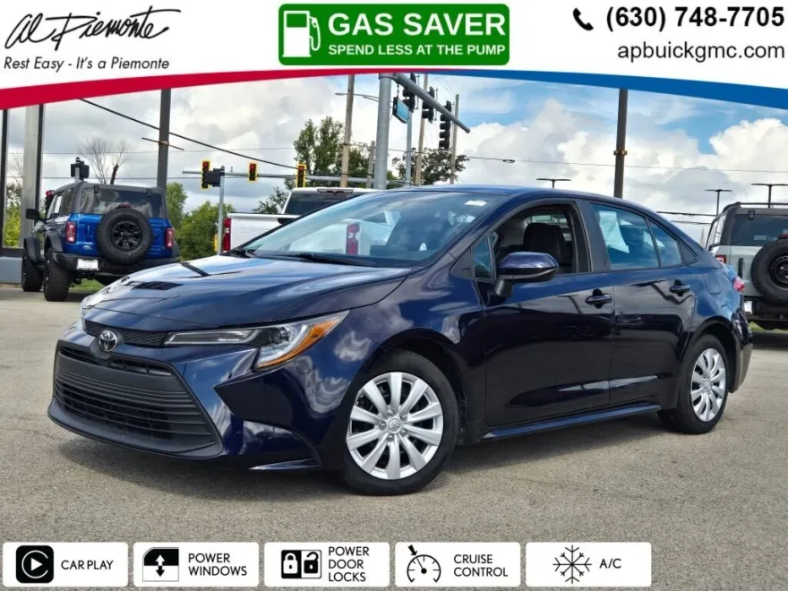 2023 Toyota Corolla LE photo 1