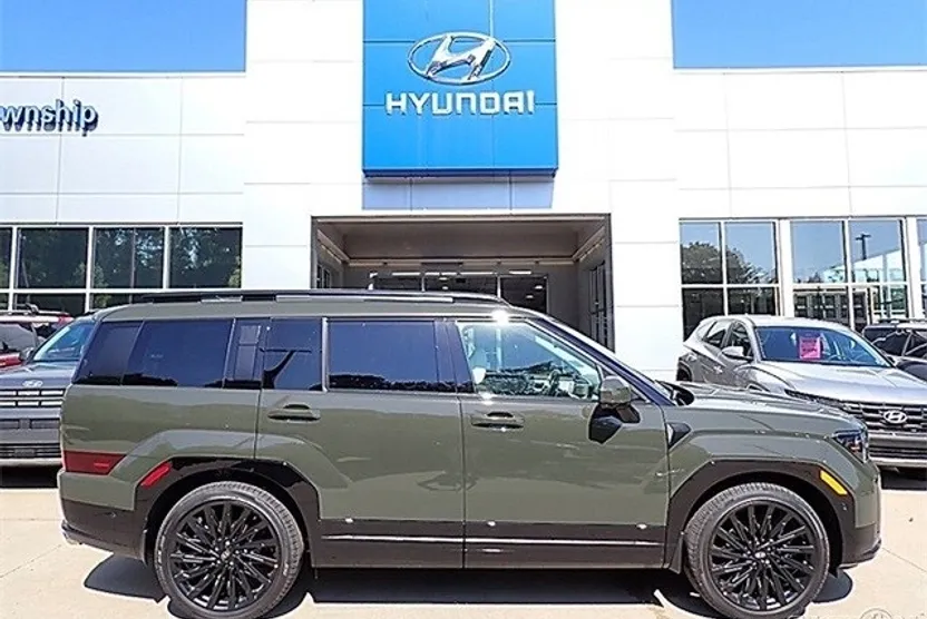 2025 Hyundai Santa Fe Calligraphy photo 1