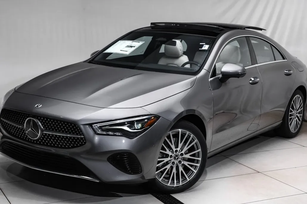 2026 Mercedes Benz CLA 250 4MATIC photo 1
