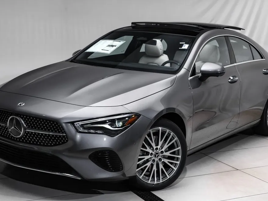 2026 Mercedes Benz CLA 250 4MATIC photo 1