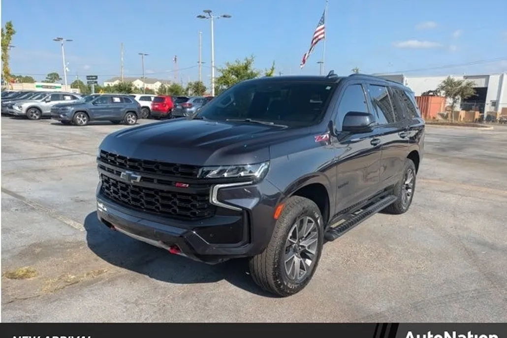 2023 Chevrolet Tahoe Z71 photo 1
