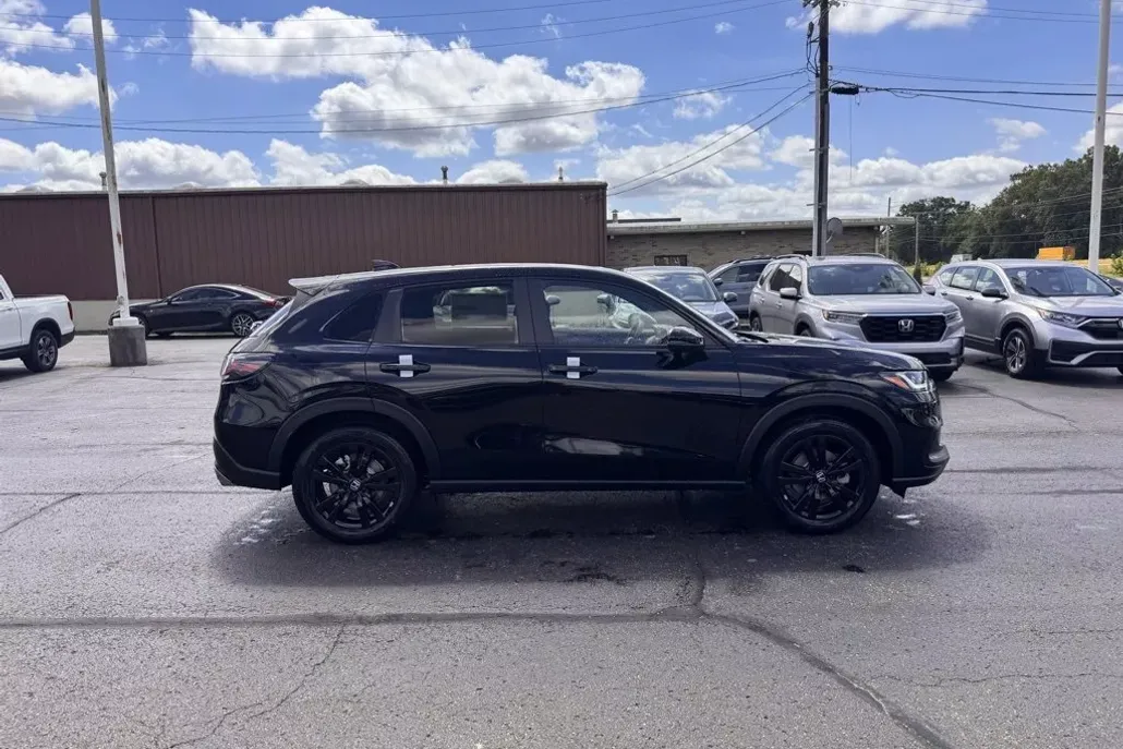 2026 Honda HR-V Sport photo 1