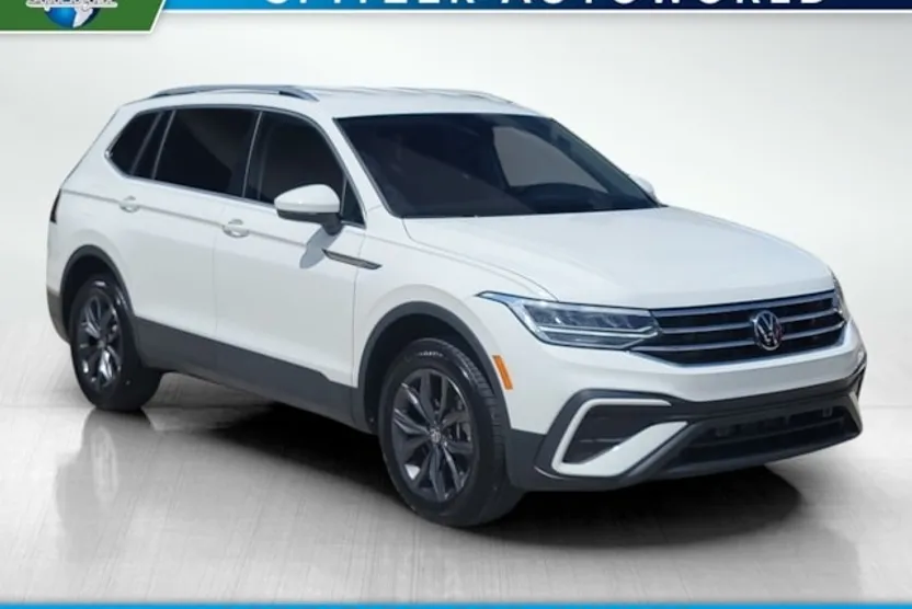 2024 Volkswagen Tiguan SE Wolfsburg Edition photo 1
