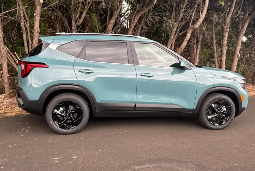 2026 Kia Seltos EX photo 1
