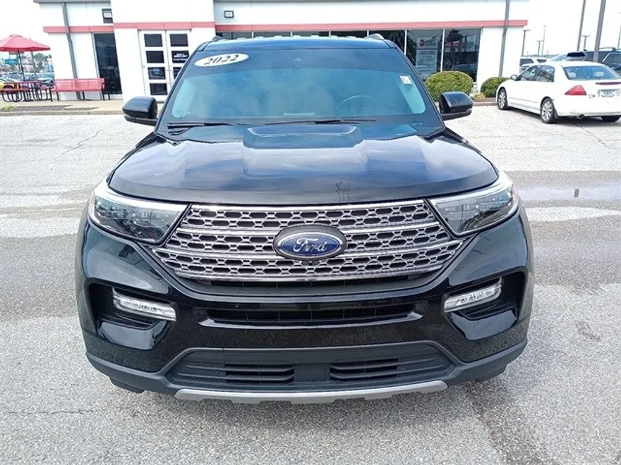 2022 Ford Explorer Limited photo 1