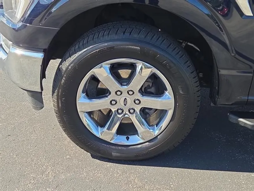 2021 Ford F-150 XLT photo 1
