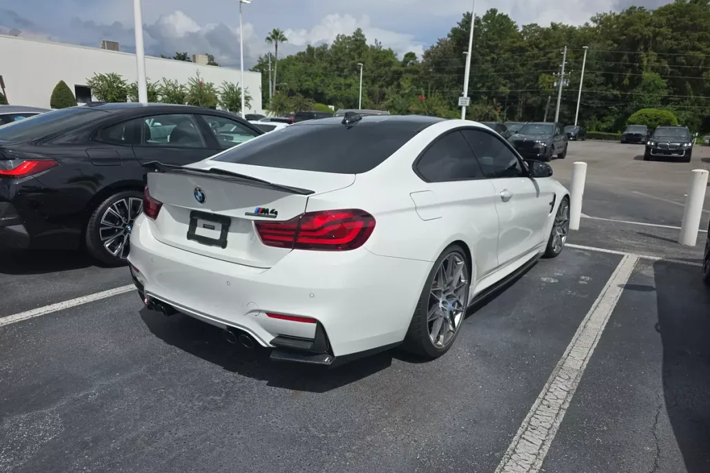 2020 Bmw M4 Coupe photo 1