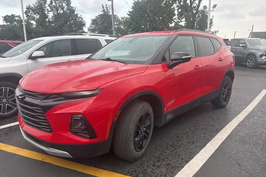 2021 Chevrolet Blazer 2LT photo 1