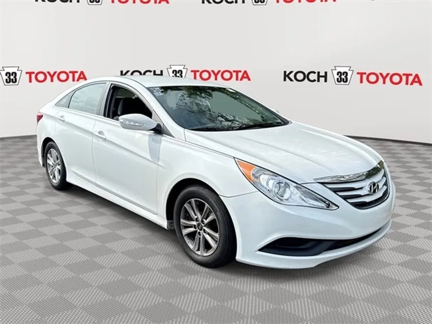 2014 Hyundai Sonata GLS photo 1