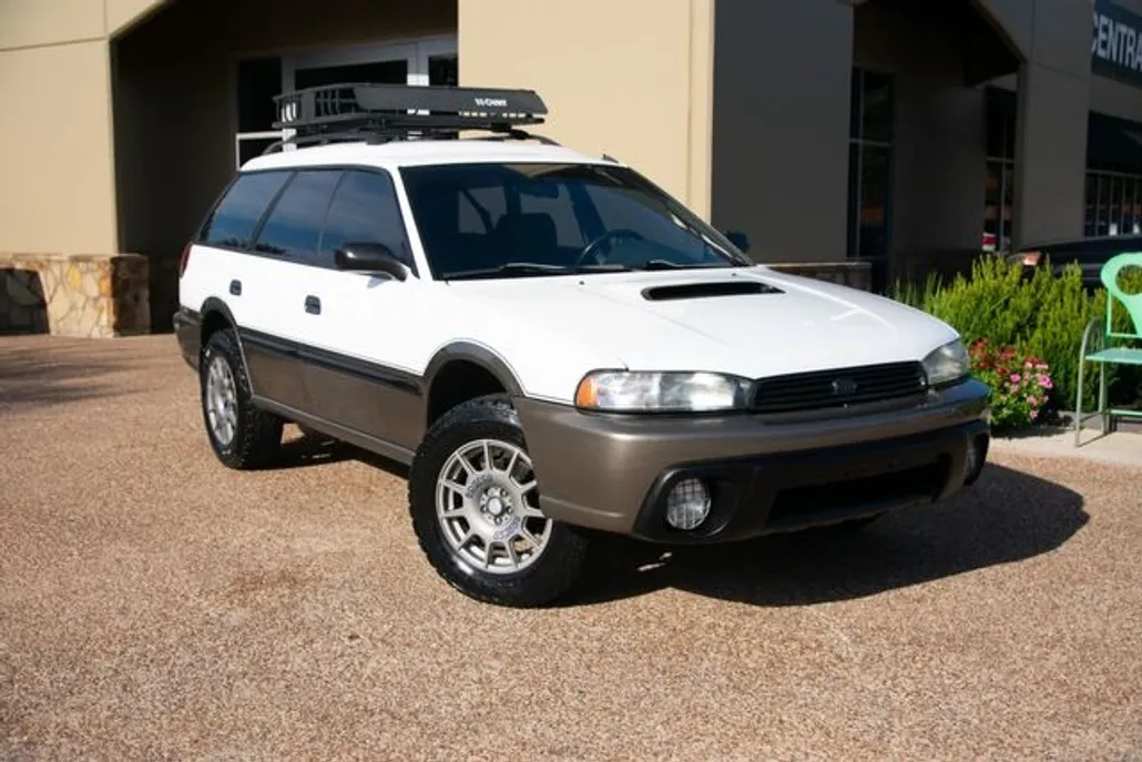 1997 Subaru Legacy Outback photo 1