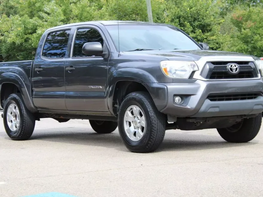 2015 Toyota Tacoma Double Cab PreRunner photo 1