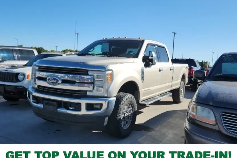 2017 Ford F-350 photo 1