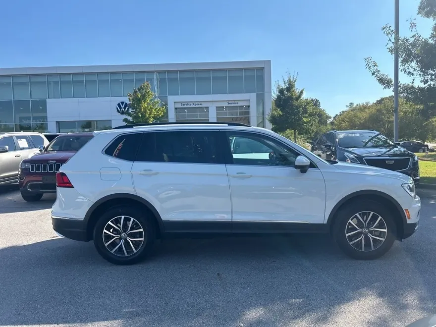 2018 Volkswagen Tiguan SE photo 1