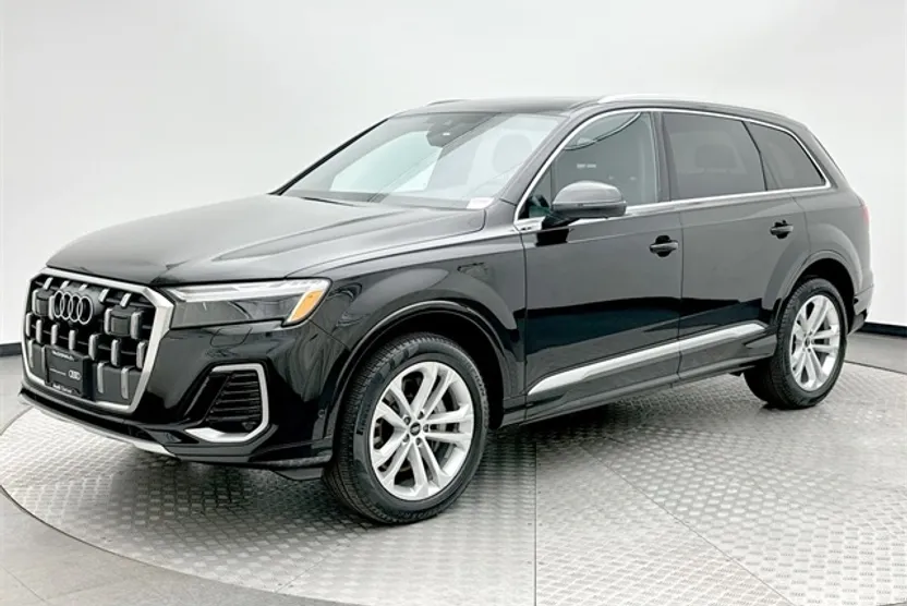 2025 Audi Q7 55 Premium photo 1