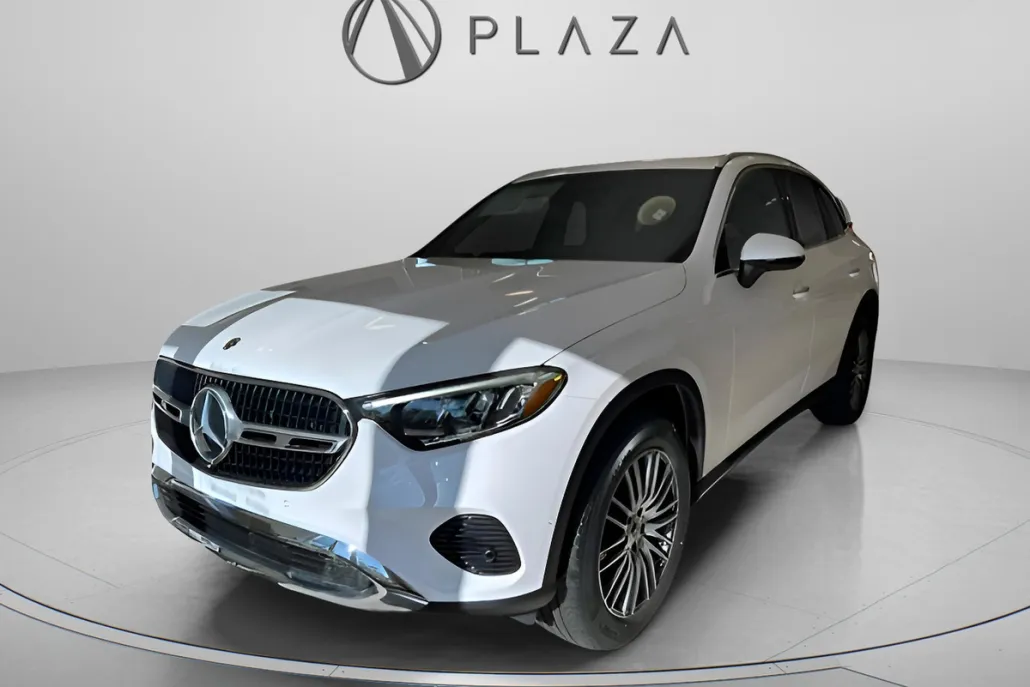 2025 Mercedes Benz GLC 300 4MATIC photo 1