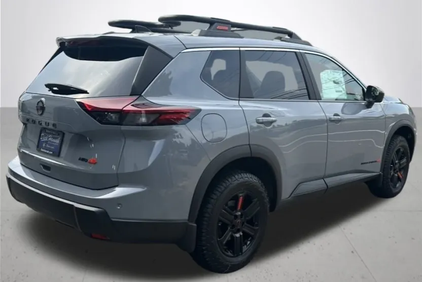 2026 Nissan Rogue SV photo 1