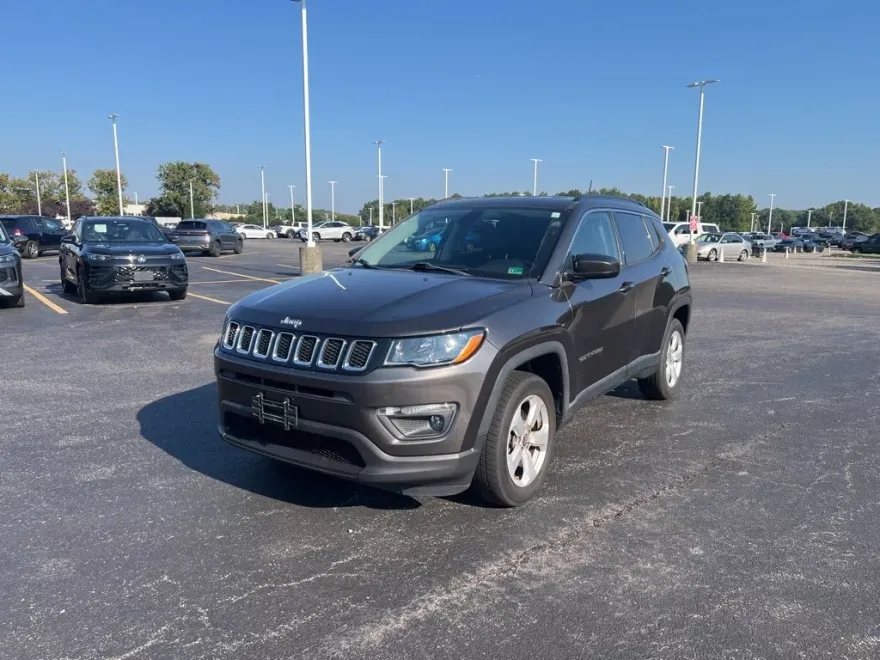 2018 Jeep Compass Latitude photo 1