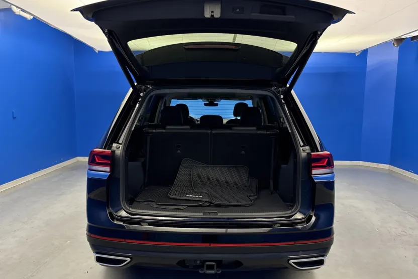 2024 Volkswagen Atlas SE Technology photo 1