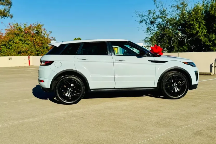 2017 Land Rover Range Rover Evoque HSE Dynamic photo 1
