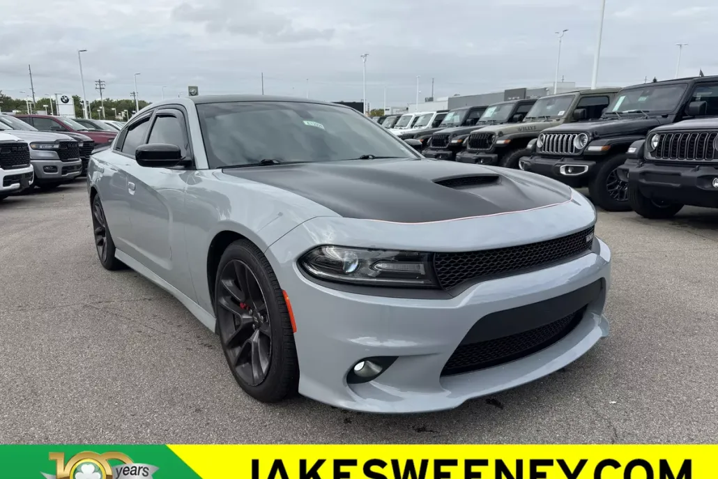 2021 Dodge Charger R/T photo 1