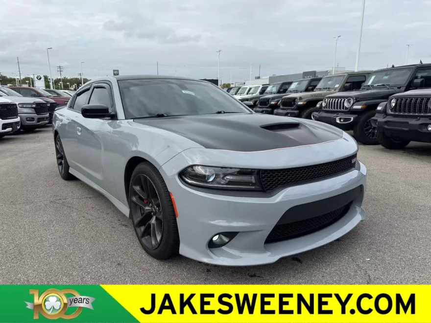 2021 Dodge Charger R/T photo 1