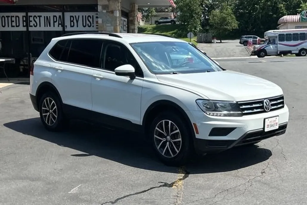 2021 Volkswagen Tiguan S photo 1