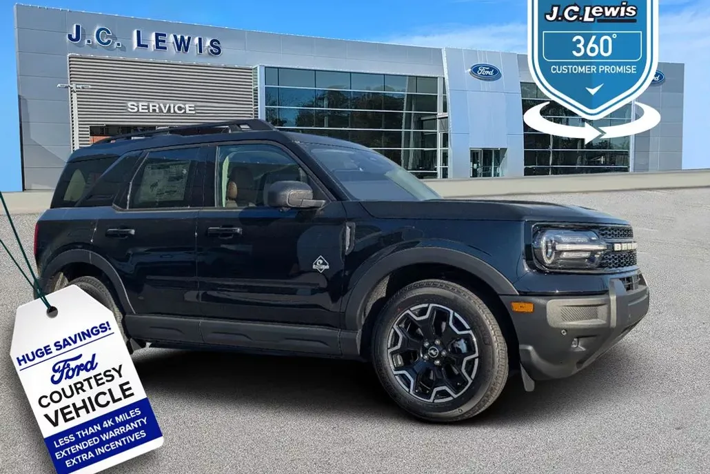2025 Ford Bronco Sport Outer Banks photo 1