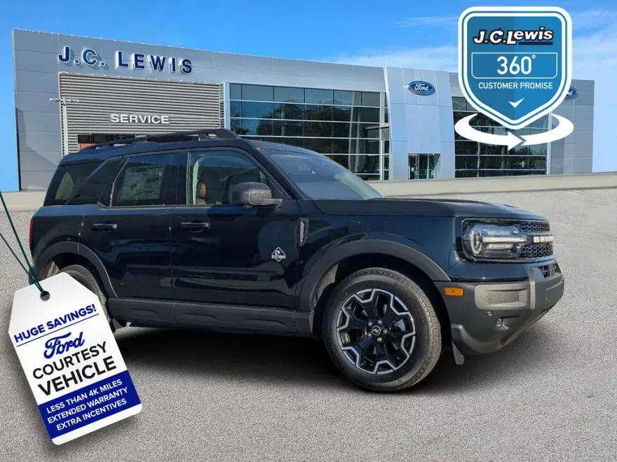 2025 Ford Bronco Sport Outer Banks photo 1