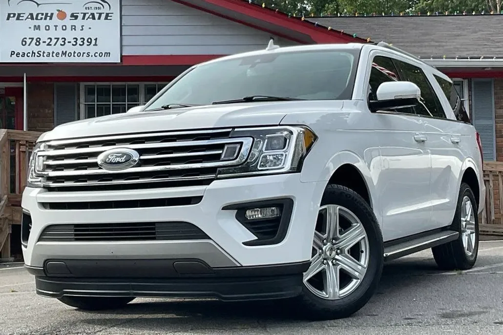 2020 Ford Expedition XLT photo 1
