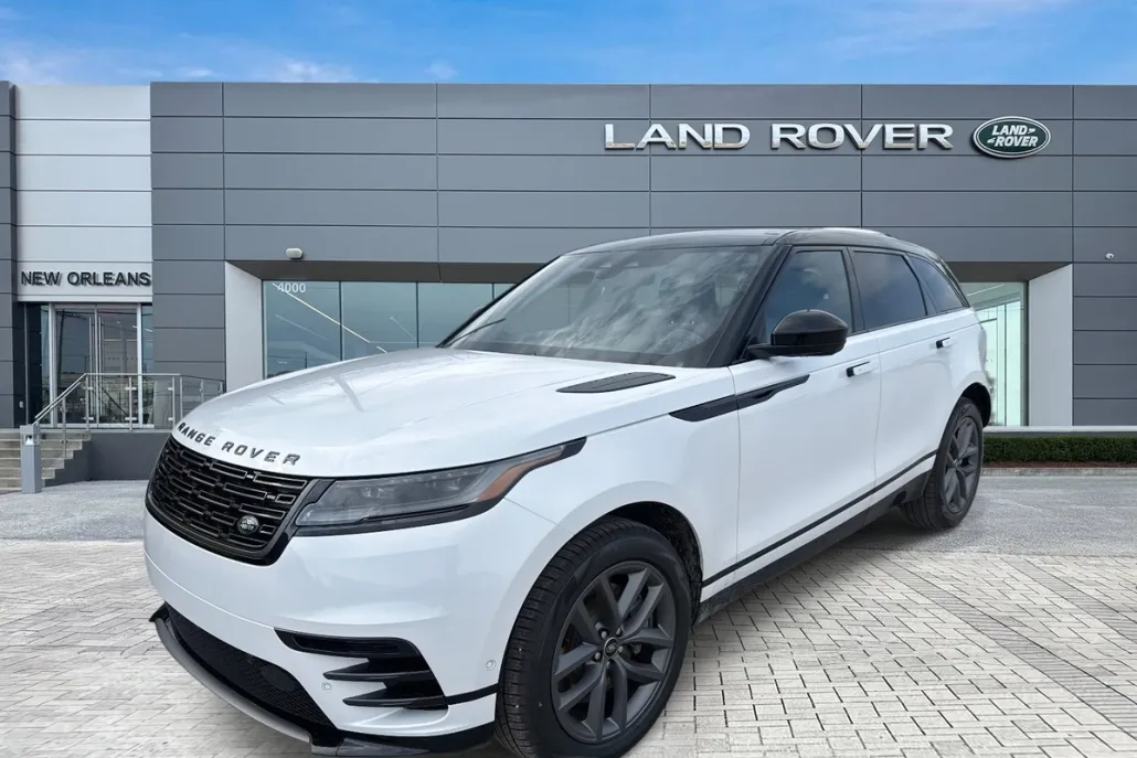 2026 Land Rover Range Rover Velar SE photo 1