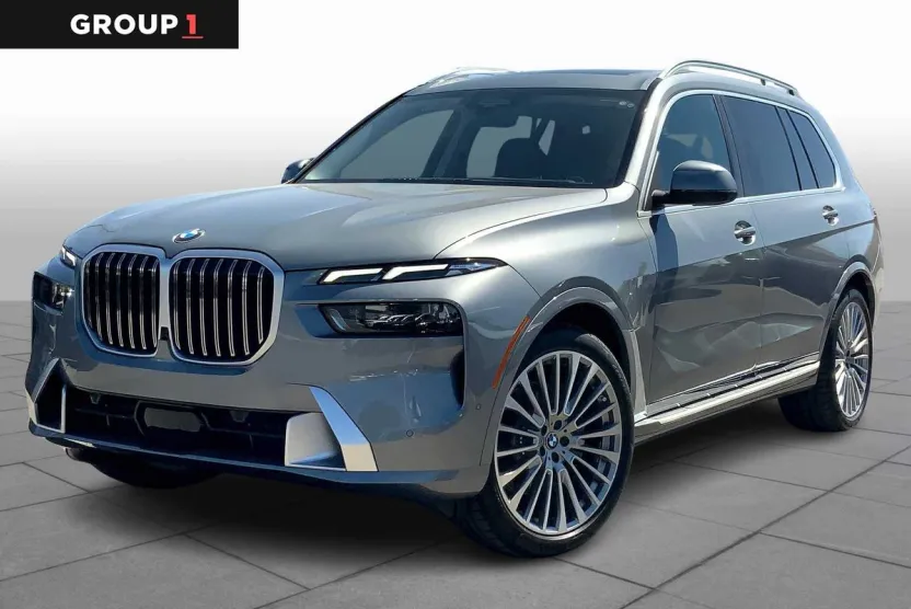2025 Bmw X7 M60i photo 1