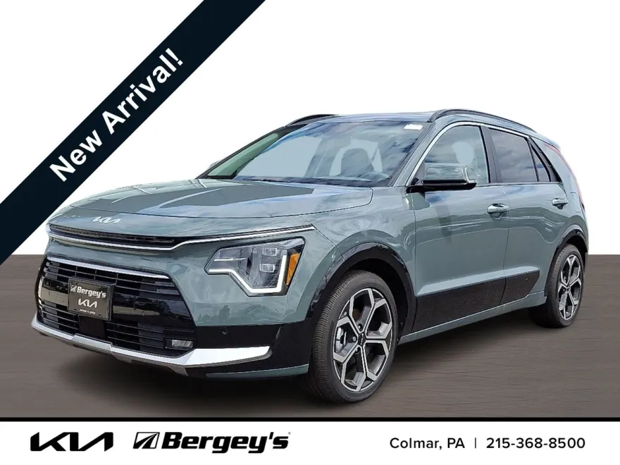 2025 Kia Niro SX Touring photo 1