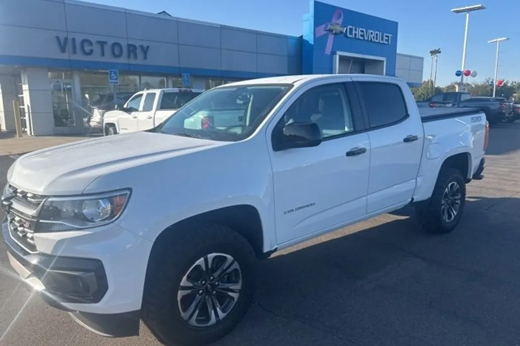 2022 Chevrolet Colorado Z71 photo 1