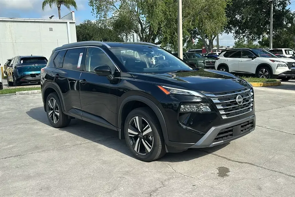 2025 Nissan Rogue SL photo 1