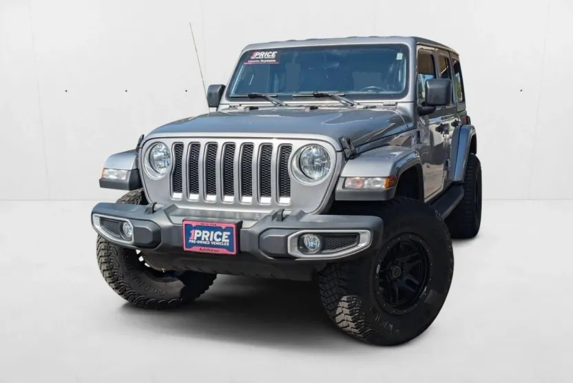 2020 Jeep Wrangler Unlimited Sahara photo 1
