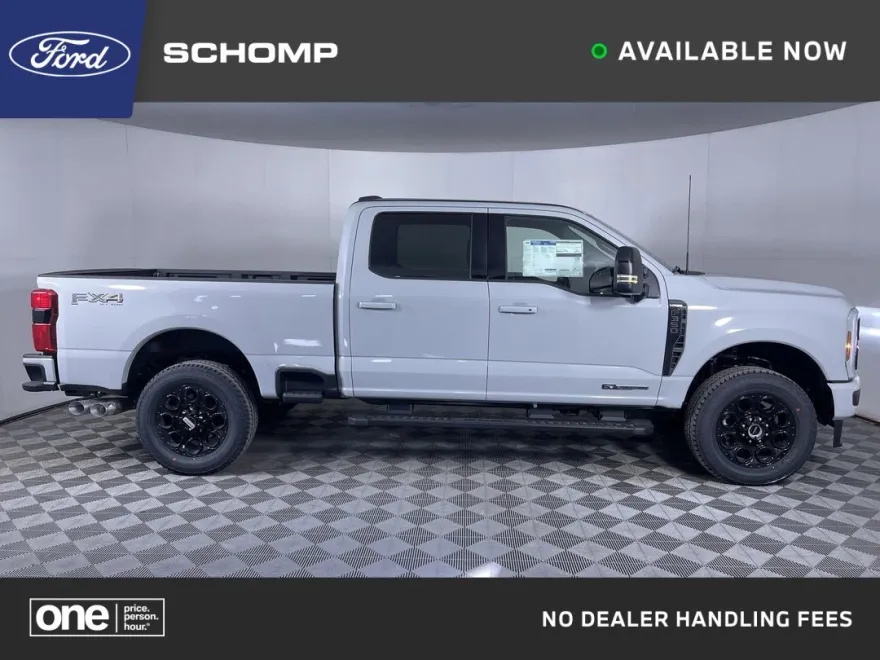 2025 Ford F-350 Lariat photo 1