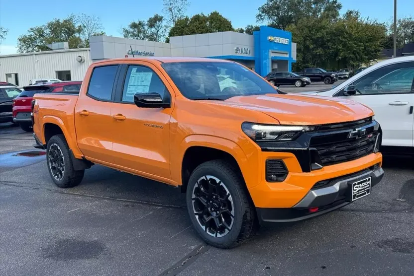 2026 Chevrolet Colorado Z71 photo 1