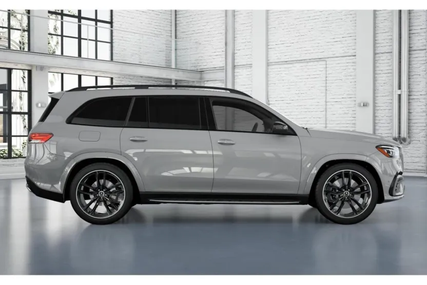 2026 Mercedes Benz GLS 580 4MATIC photo 1