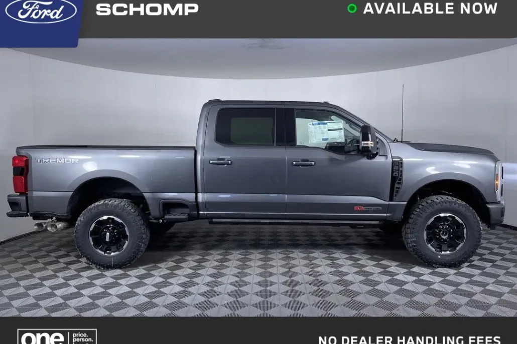 2026 Ford F-250 Lariat photo 1
