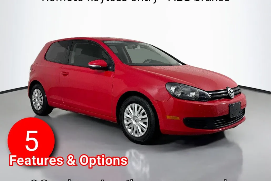 2012 Volkswagen Golf photo 1