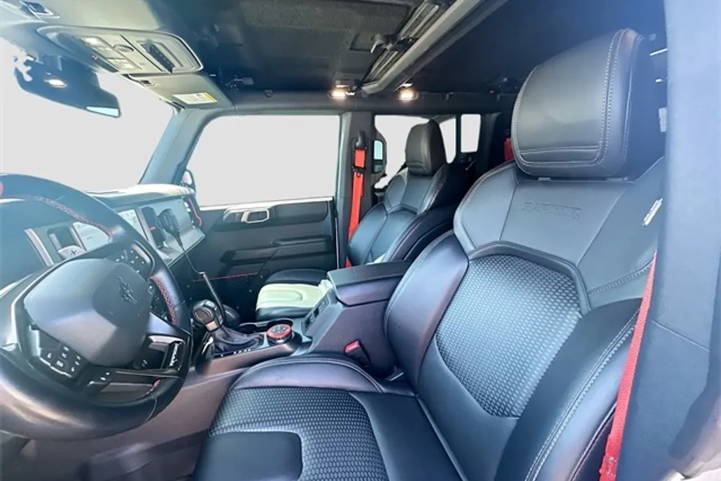2022 Ford Bronco Raptor photo 1