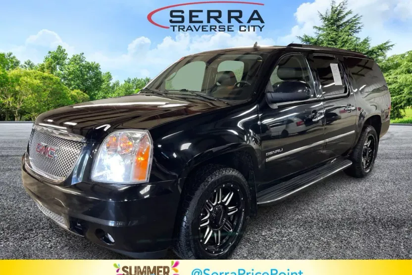 2011 Gmc Yukon XL Denali photo 1