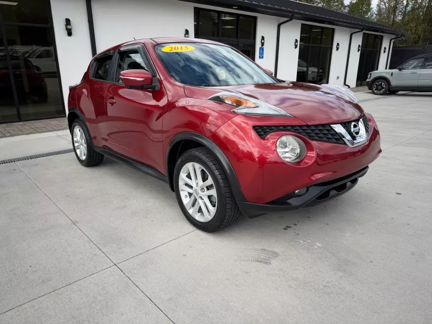 2015 Nissan Juke SL photo 1