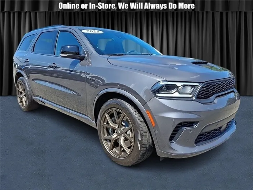 2025 Dodge Durango R/T Plus photo 1