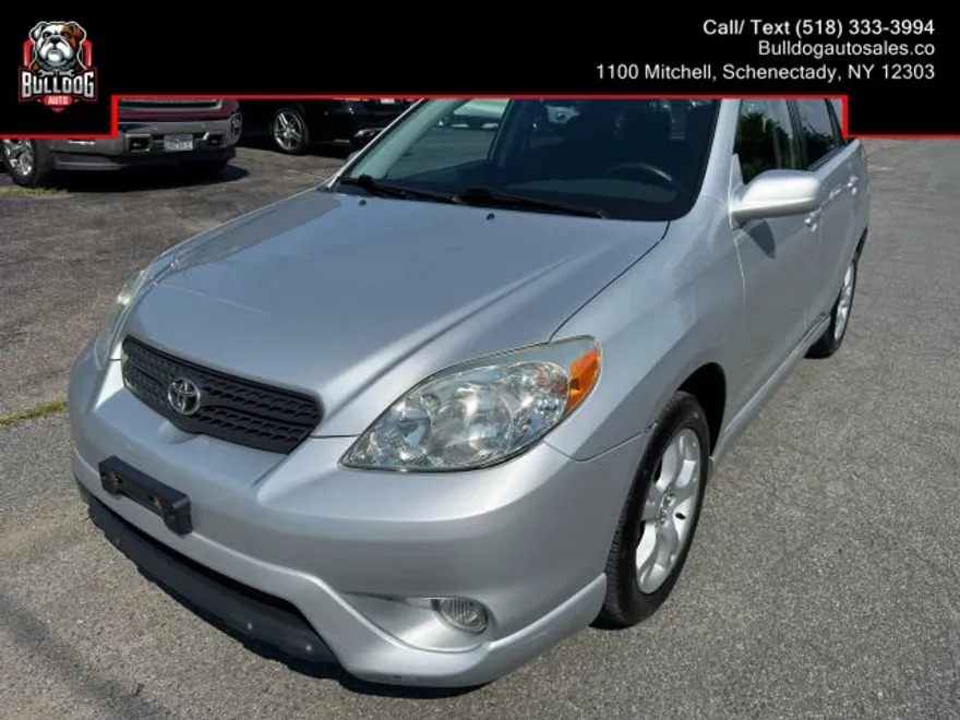 2006 Toyota Corolla Matrix L photo 1